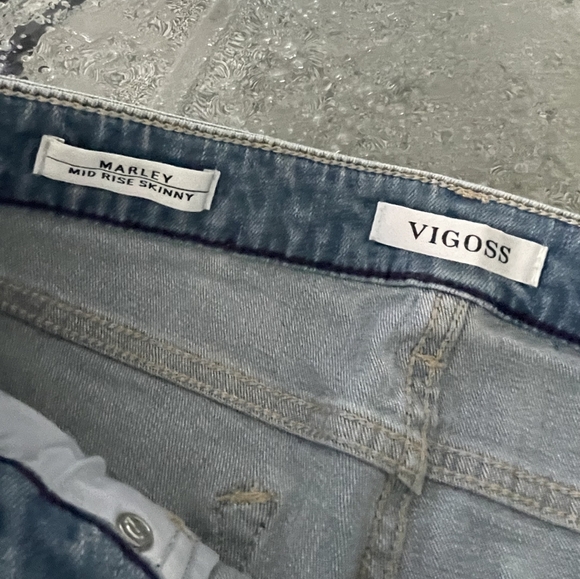 Nwt Vigoss Women's Light Blue Distressed Marley Mid Rise Skinny Jeans Size 26x27 - Picture 5 of 6